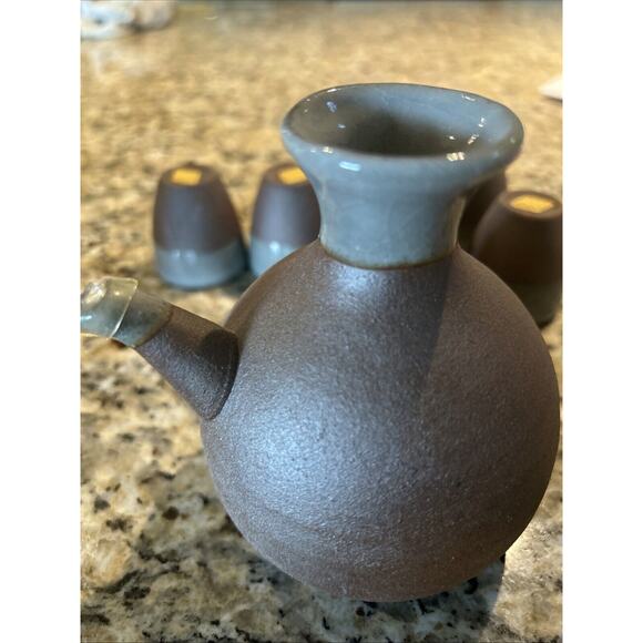 Japanese OMC Hand Glazed Sake Carafe & 6 Cups Set Mid Century Art Pottery - Picture 4 of 12